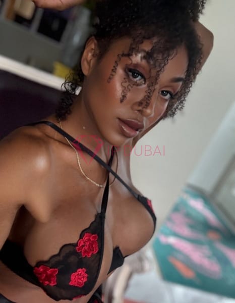 Lian, 34, Asian, in Al Nahda Dubai, Dubai, from AED 2,850 an hour, speaks Chinese and English — photo 4 of 9