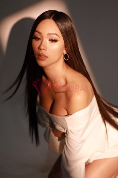 Anya, 23, Asian, in Corniche, Abu Dhabi, from AED 9,700 an hour, speaks Chinese and English — photo 15 of 20