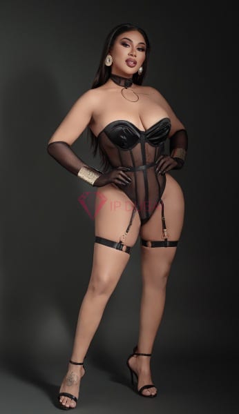 Amanda, 27, Latina, in Bur Dubai, Dubai, from AED 8,800 an hour, speaks Spanish and Portuguese — photo 3 of 17