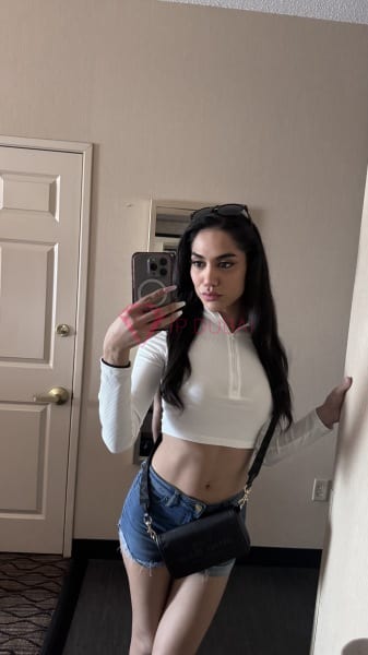 Mariana, 25, Latina, in Al Mushrif, Abu Dhabi, from AED 2,800 an hour, speaks Spanish and Portuguese — photo 8 of 10