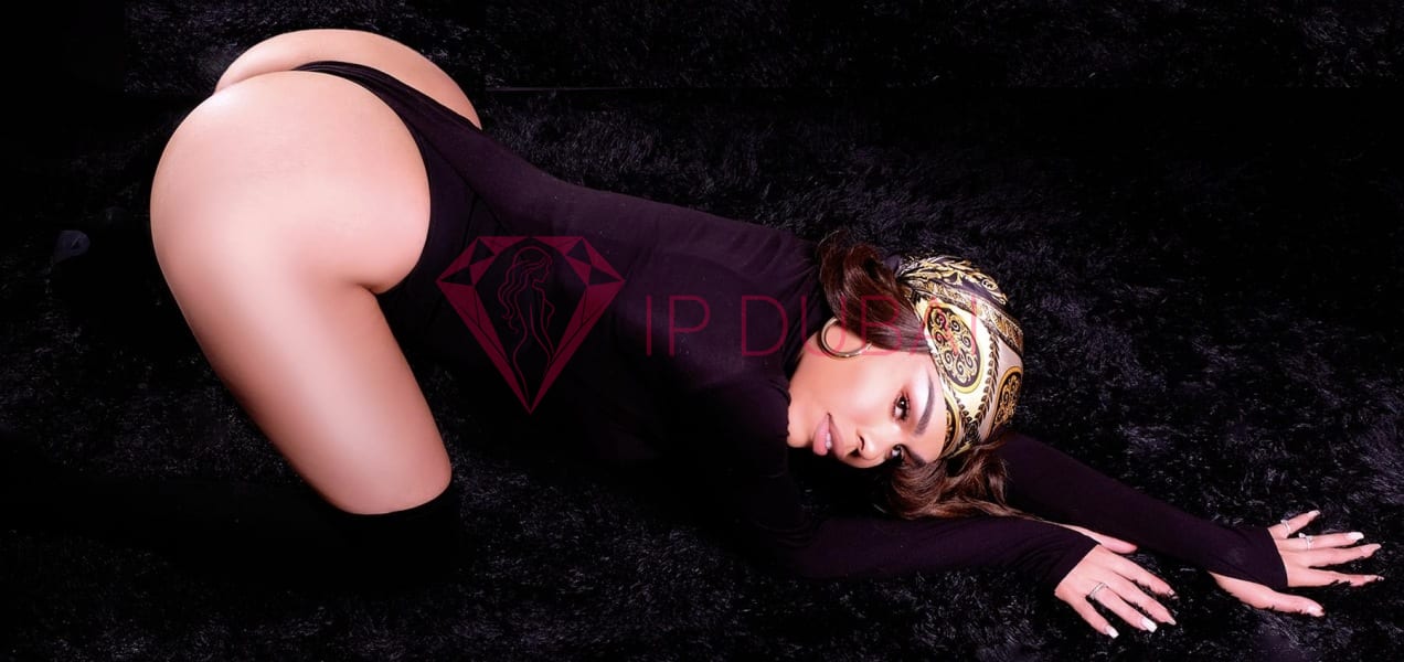 Leticia, 26, Latina, in Mirdif, Dubai, from AED 10,400 an hour, speaks Spanish and Portuguese — photo 9 of 12