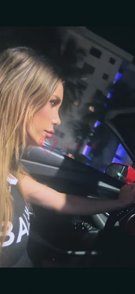 Renata, 27, Latina, in JLT, Dubai, from AED 2,150 an hour, speaks Spanish and Portuguese — photo 17 of 29
