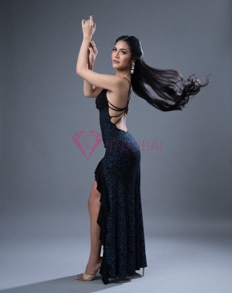 Qing, 27, Asian, in International City, Dubai, from AED 9,900 an hour, speaks Chinese and English — photo 24 of 28