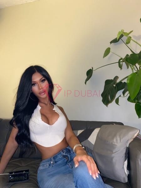Nari, 24, Asian, in Downtown, Dubai, from AED 2,200 an hour, speaks Chinese and English — photo 46 of 71