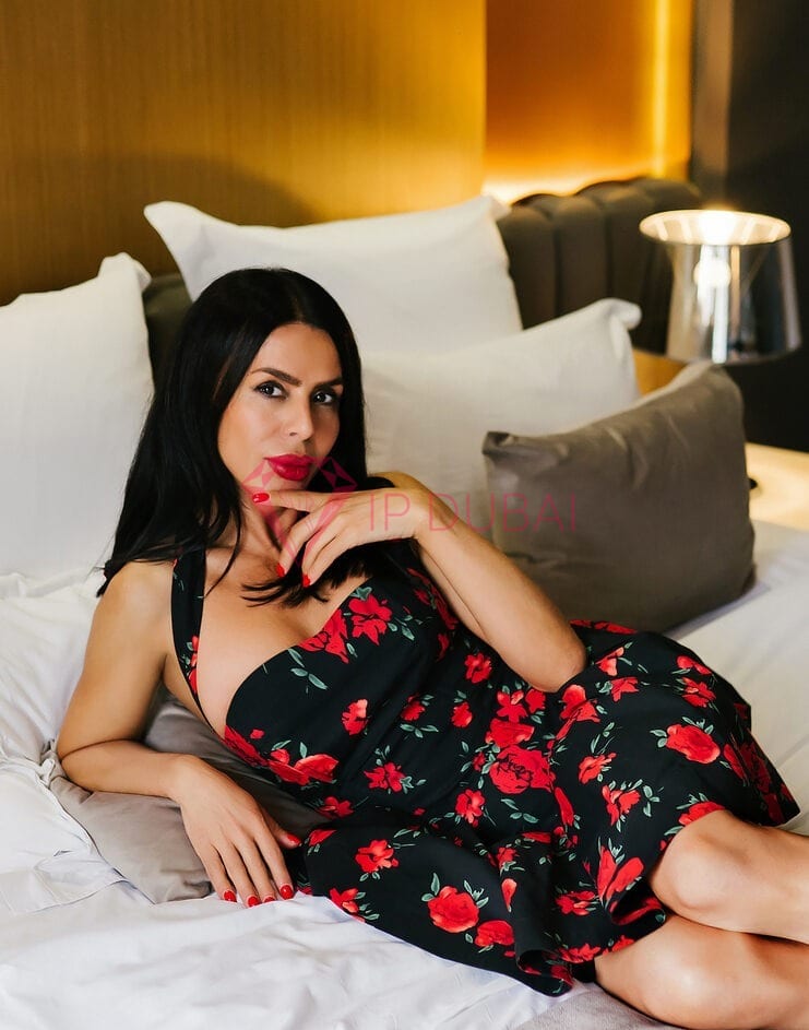 Larisa, 33, Russian, in Khalifa City, Abu Dhabi, from AED 2,200 an hour, speaks Russian and English — photo 16 of 17