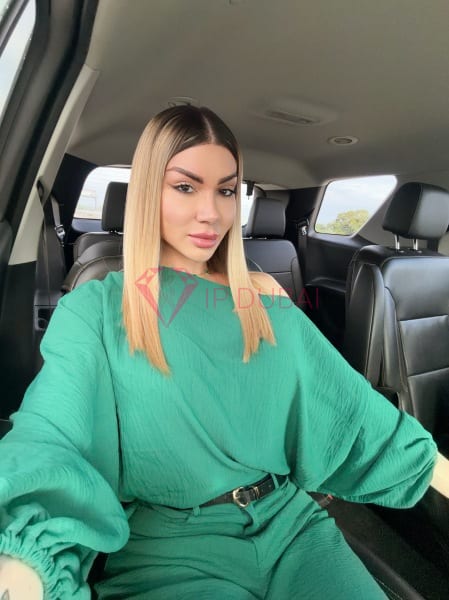 Amanda, 31, Latina, in Corniche, Abu Dhabi, from AED 2,600 an hour, speaks Spanish and Portuguese — photo 11 of 12