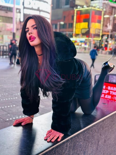 Melissa, 24, Latina, in International City, Dubai, from AED 12,800 an hour, speaks Spanish and Portuguese — photo 4 of 32