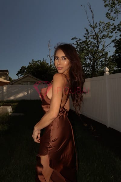 Chalisa, 27, Asian, in Khalifa City, Abu Dhabi, from AED 2,100 an hour, speaks Chinese and English — photo 19 of 29