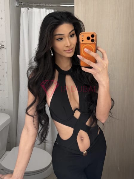 Hana, 25, Asian, in Business Bay, Dubai, from AED 2,600 an hour, speaks Chinese and English — photo 41 of 88