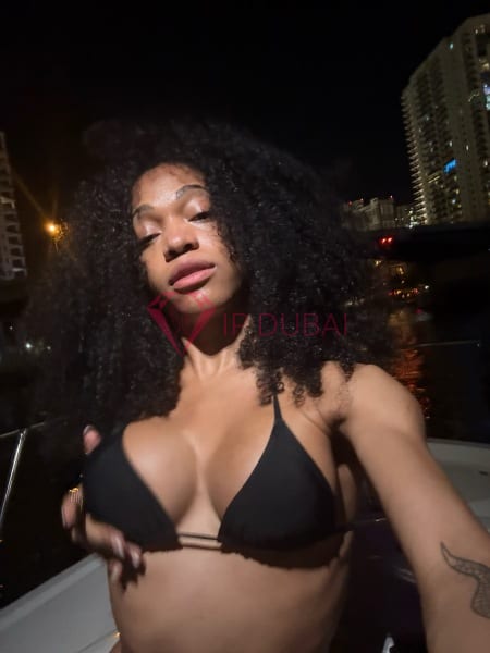 Daniela, 23, Latina, in Mirdif, Dubai, from AED 2,900 an hour, speaks Spanish and Portuguese — photo 10 of 17