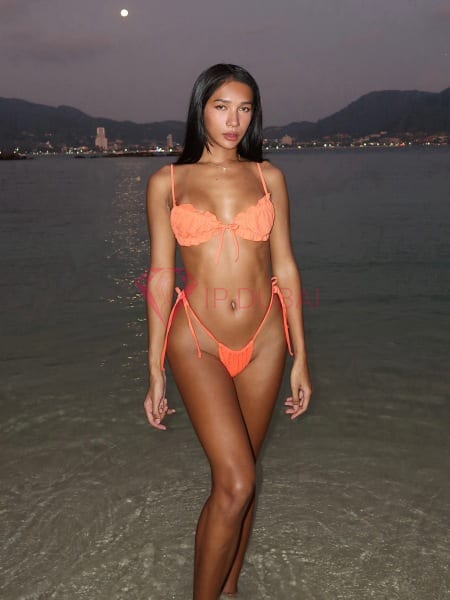 Sunee, 22, Asian, in Marina, Dubai, from AED 1,850 an hour, speaks Chinese and English — photo 3 of 29