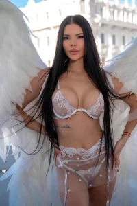 elite escort Nicole top rated