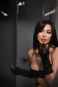 classy escort Izzy | VIP – private booking