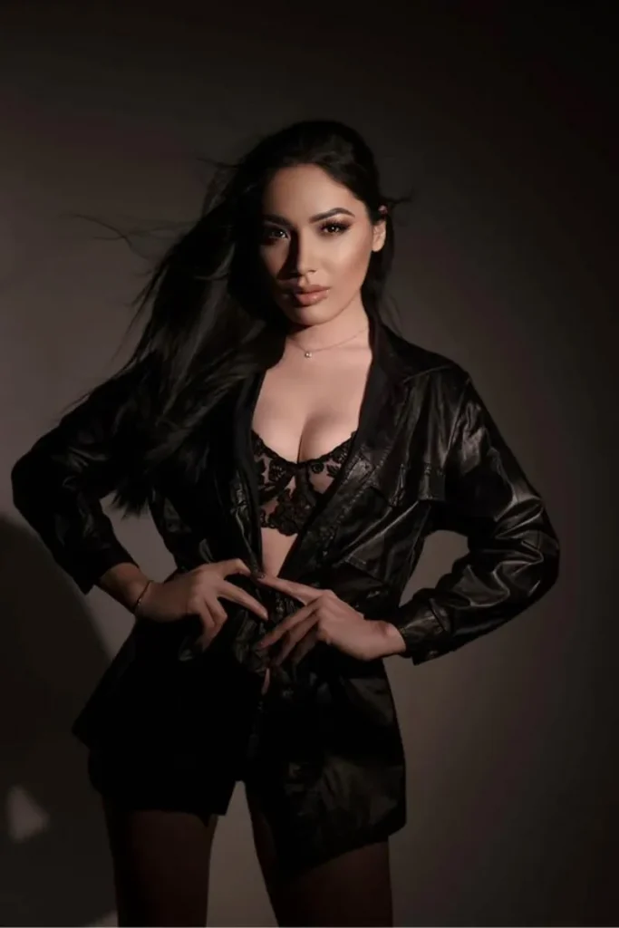 stunning escort Mercedes | DUO – best choice