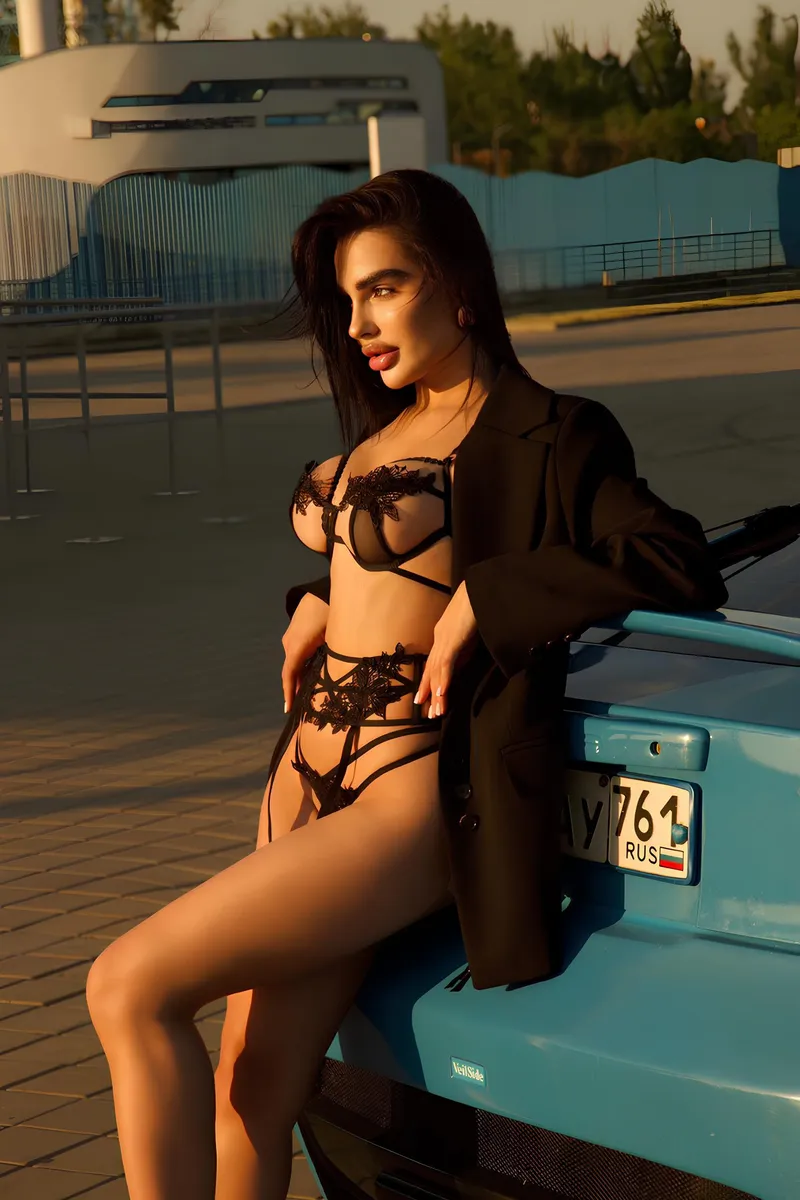 Lisa | elegant escort – available tonight