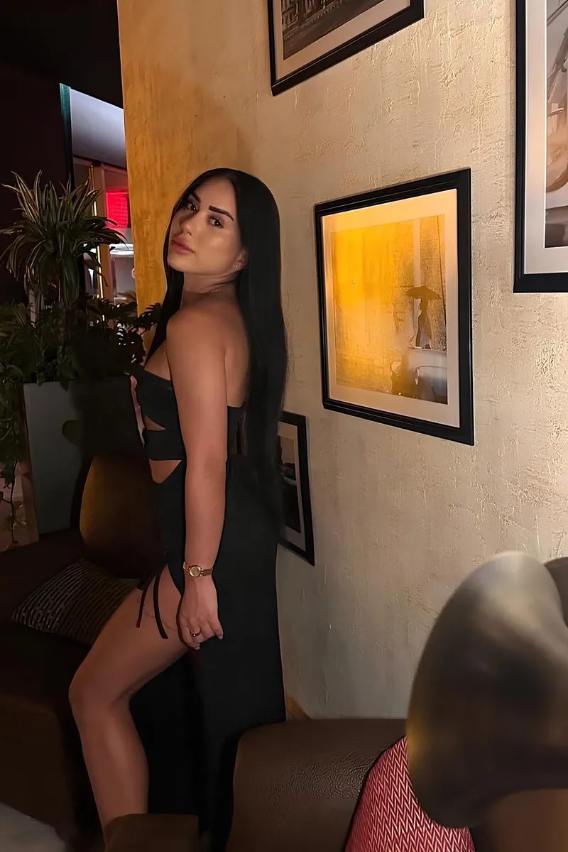 Meet Ladin, sensual escort book instantly