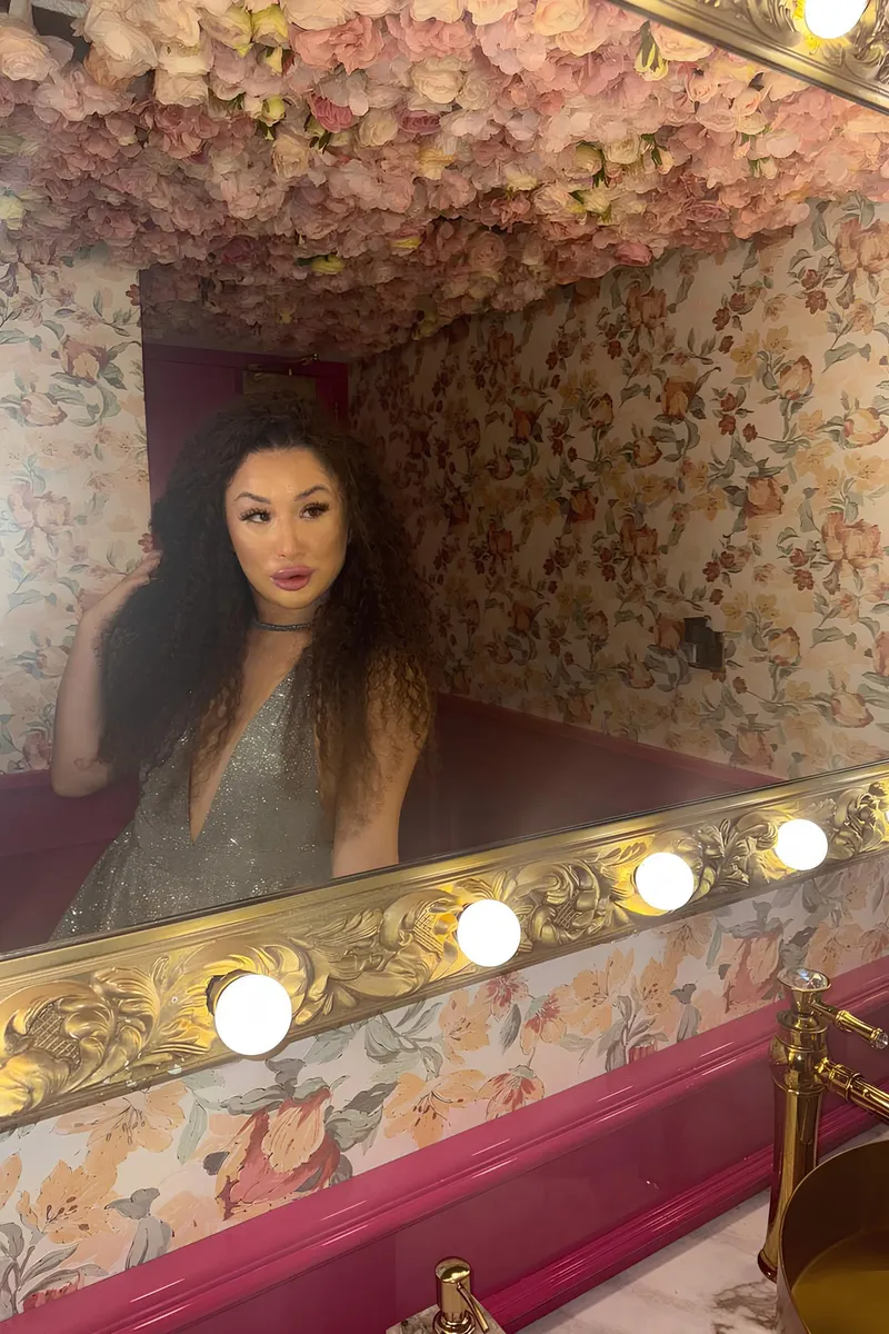 Meet Viki, premium escort available now