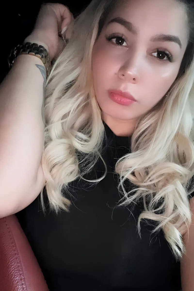 Meet Paulina, premium escort available today