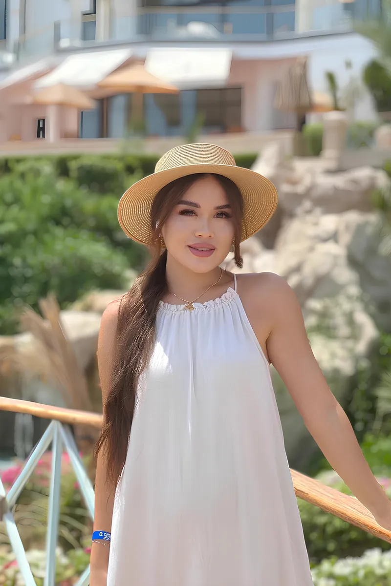 Dani – hot escort private session